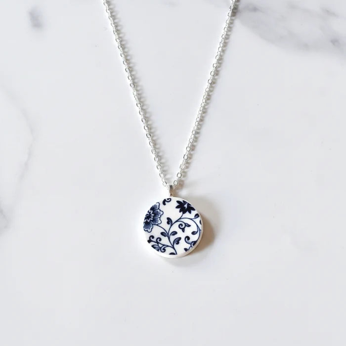 Broken Plate Circle Necklace