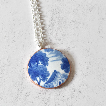 Broken Plate Circle Necklace