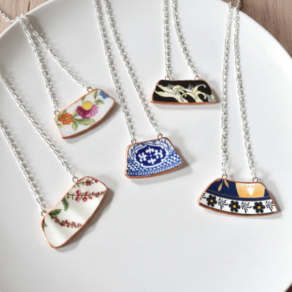 Broken Plate Rim Horizontal Necklace