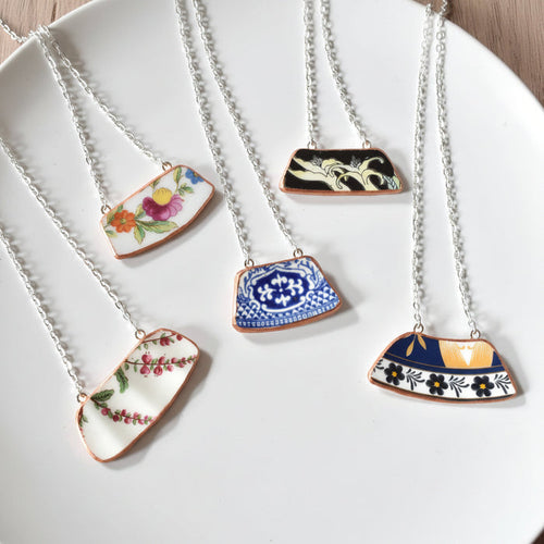 Broken Plate Rim Horizontal Necklace