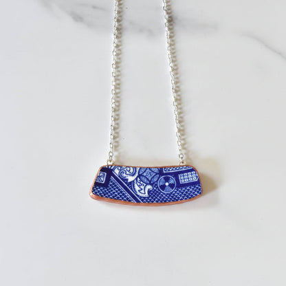 Broken Plate Rim Horizontal Necklace