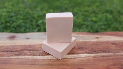 Cadence Rose Salt Bar.
