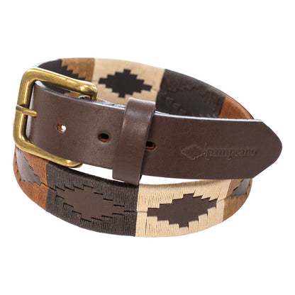 Pampeano brown leather belt featuring a woven duck camo pattern and a sturdy brass buckle.