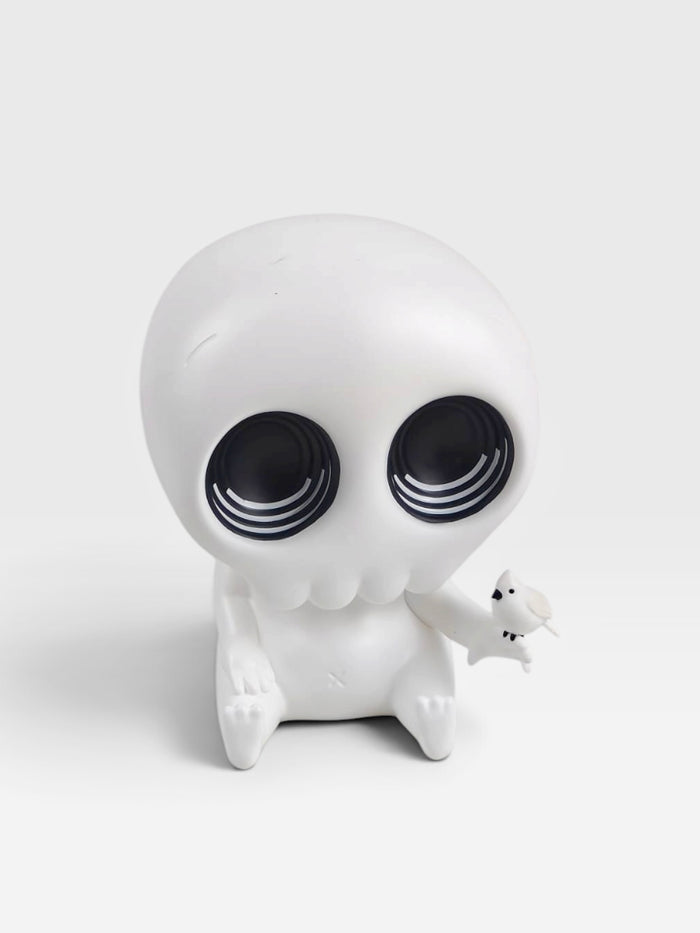 Sittin' Skully GID Edition by Mike Mitchell - Preorder