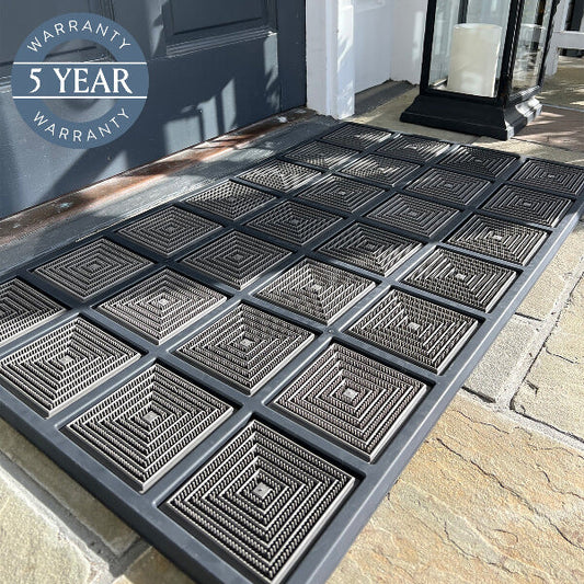 The Outlier - Charcoal / Doormat