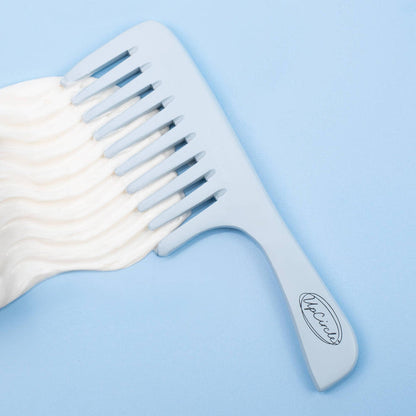 UpCircle Bamboo Wide Tooth Comb