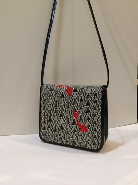Waves with Red Fish Purse